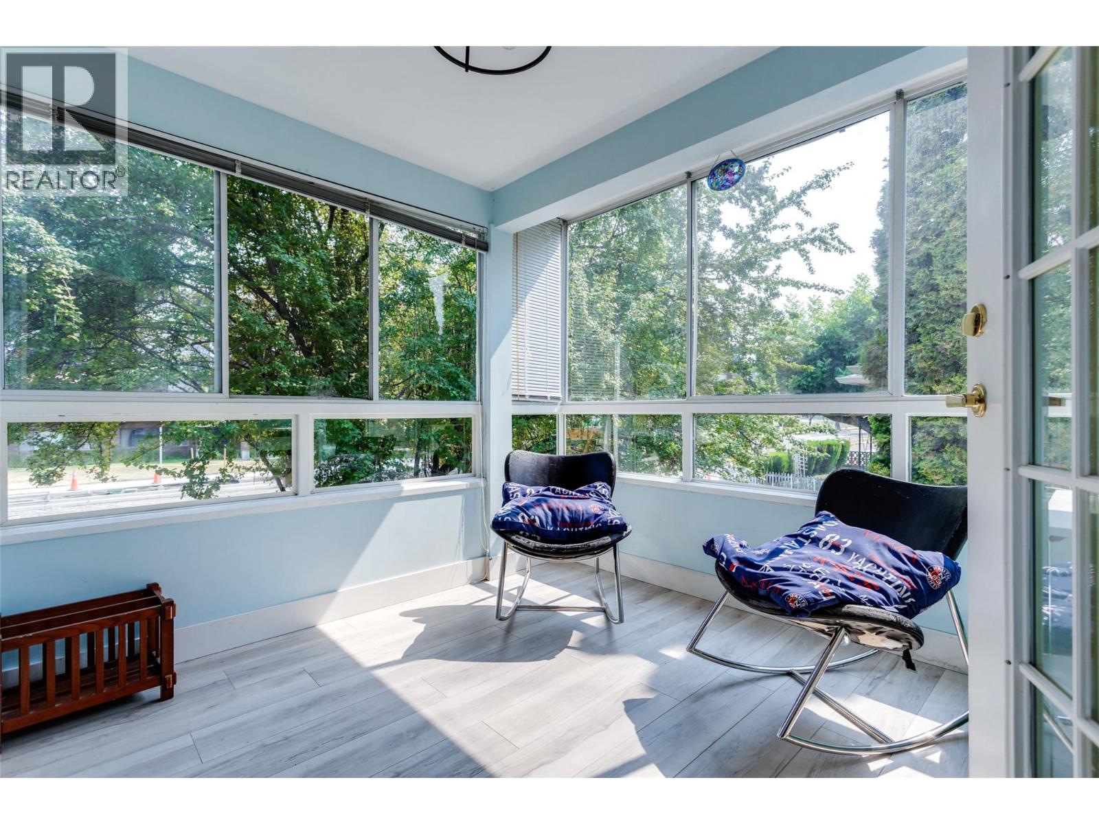 101 575 Doyle Avenue, Kelowna