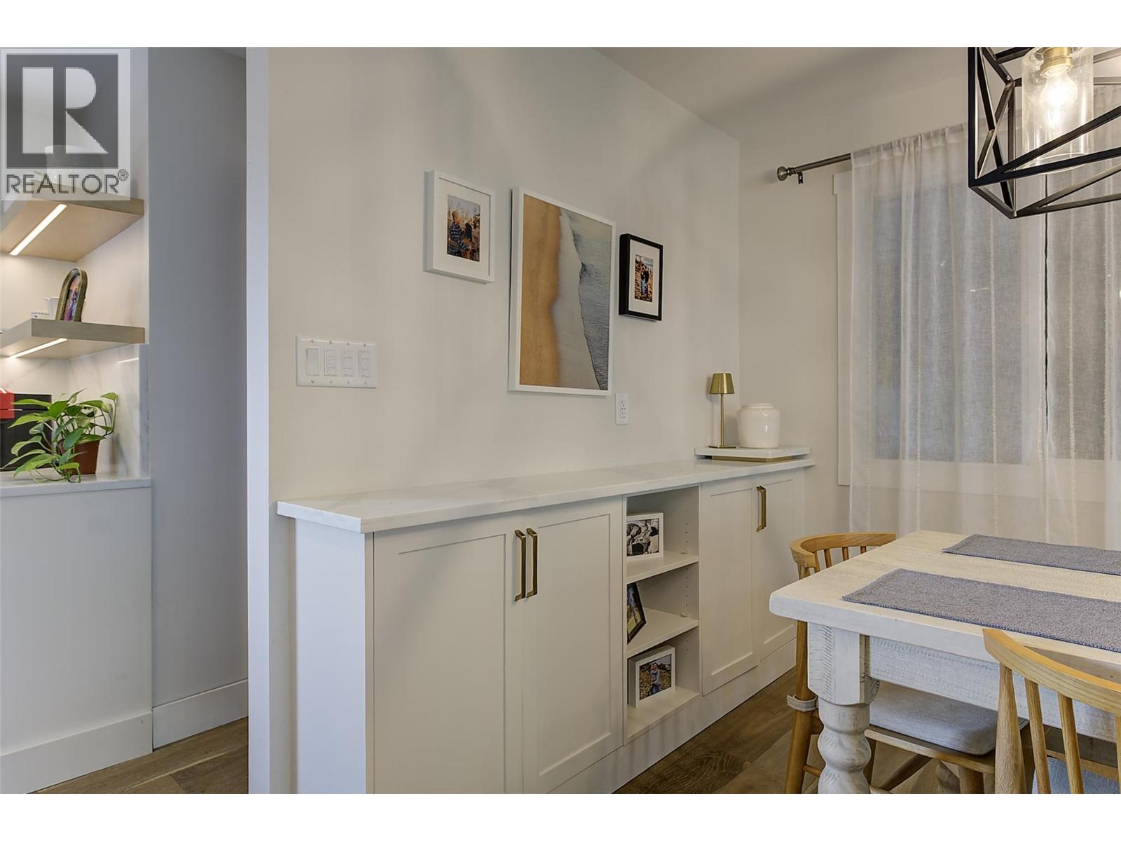  1126 PINECREST Lane, Kelowna