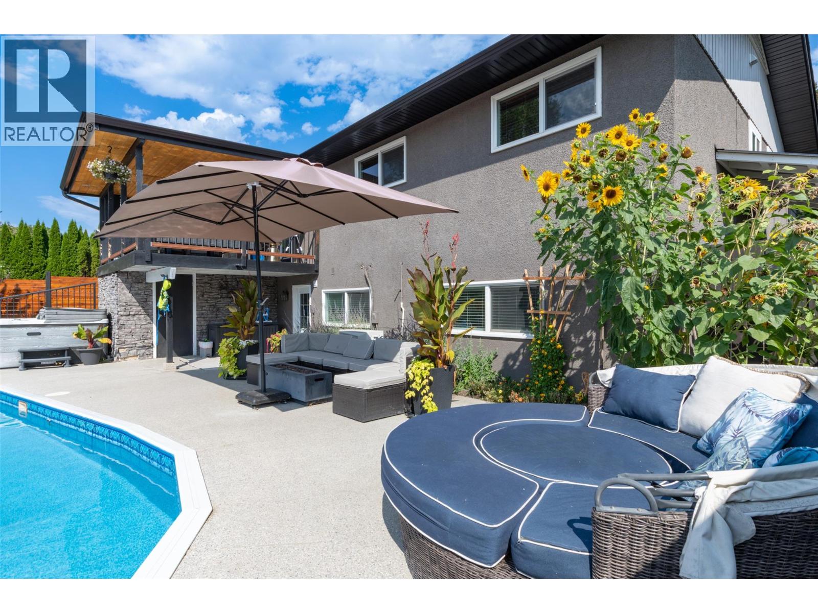  1126 PINECREST Lane, Kelowna