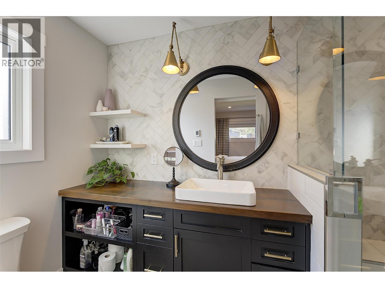  1126 PINECREST Lane, Kelowna