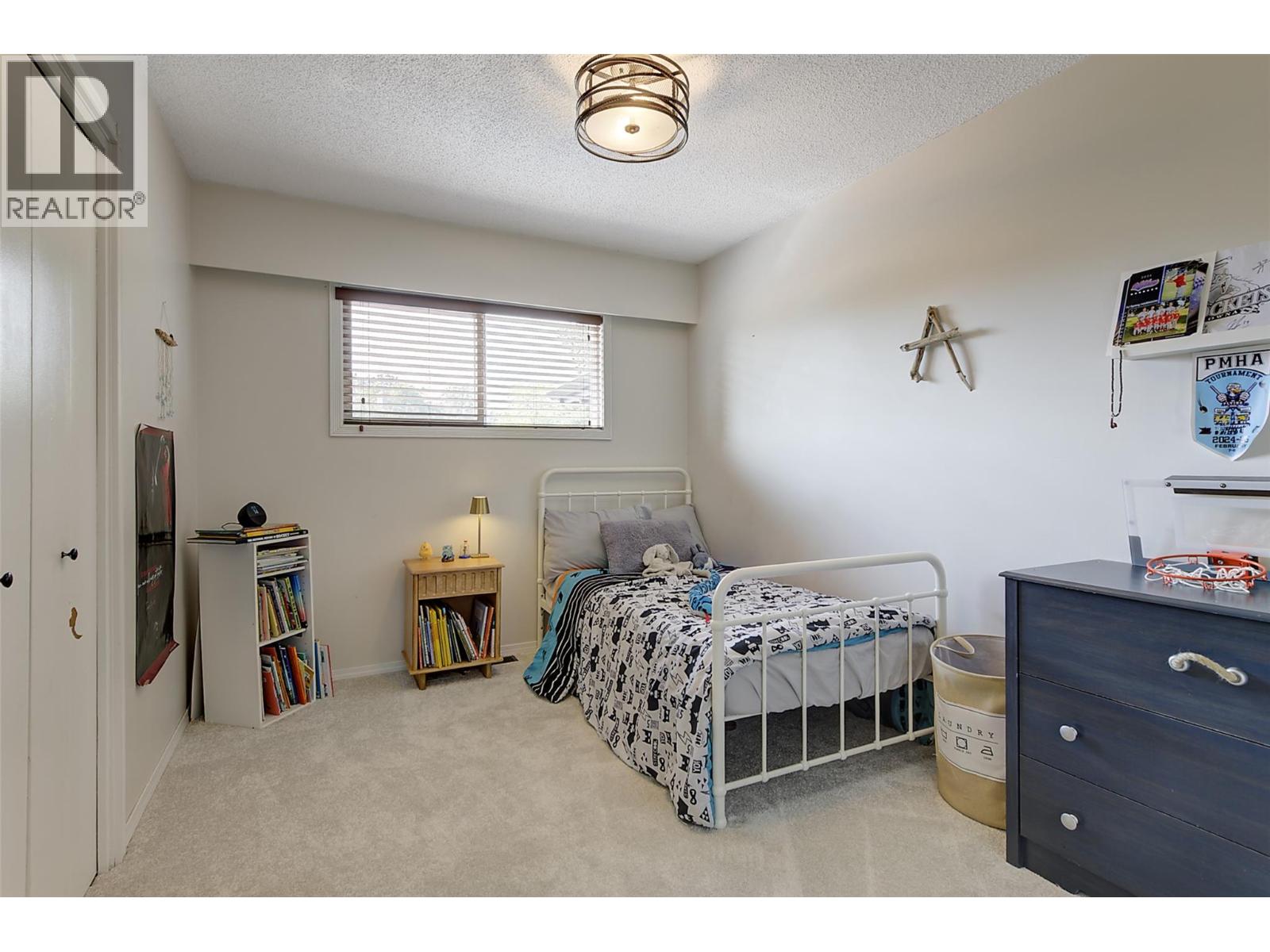  1126 PINECREST Lane, Kelowna