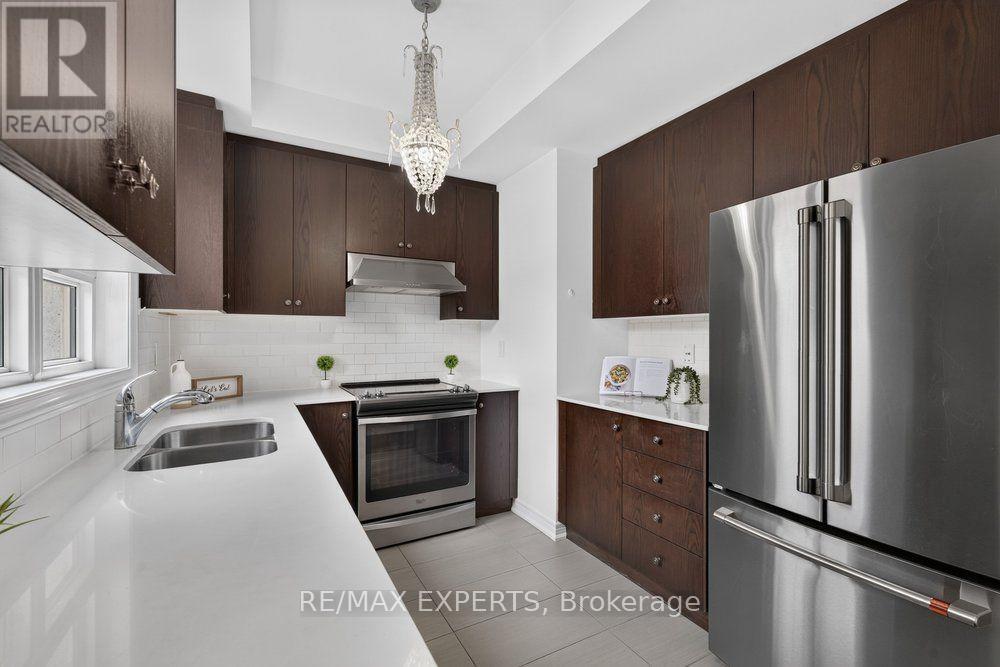 #19 125 KAYLA CRESCENT - Image 5