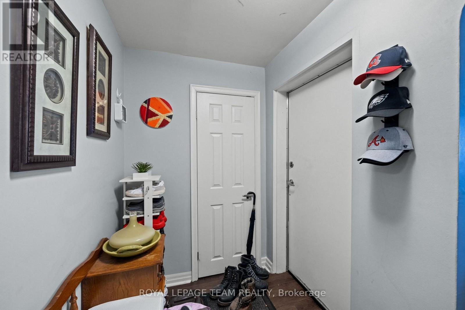331 FLORA STREET - 18