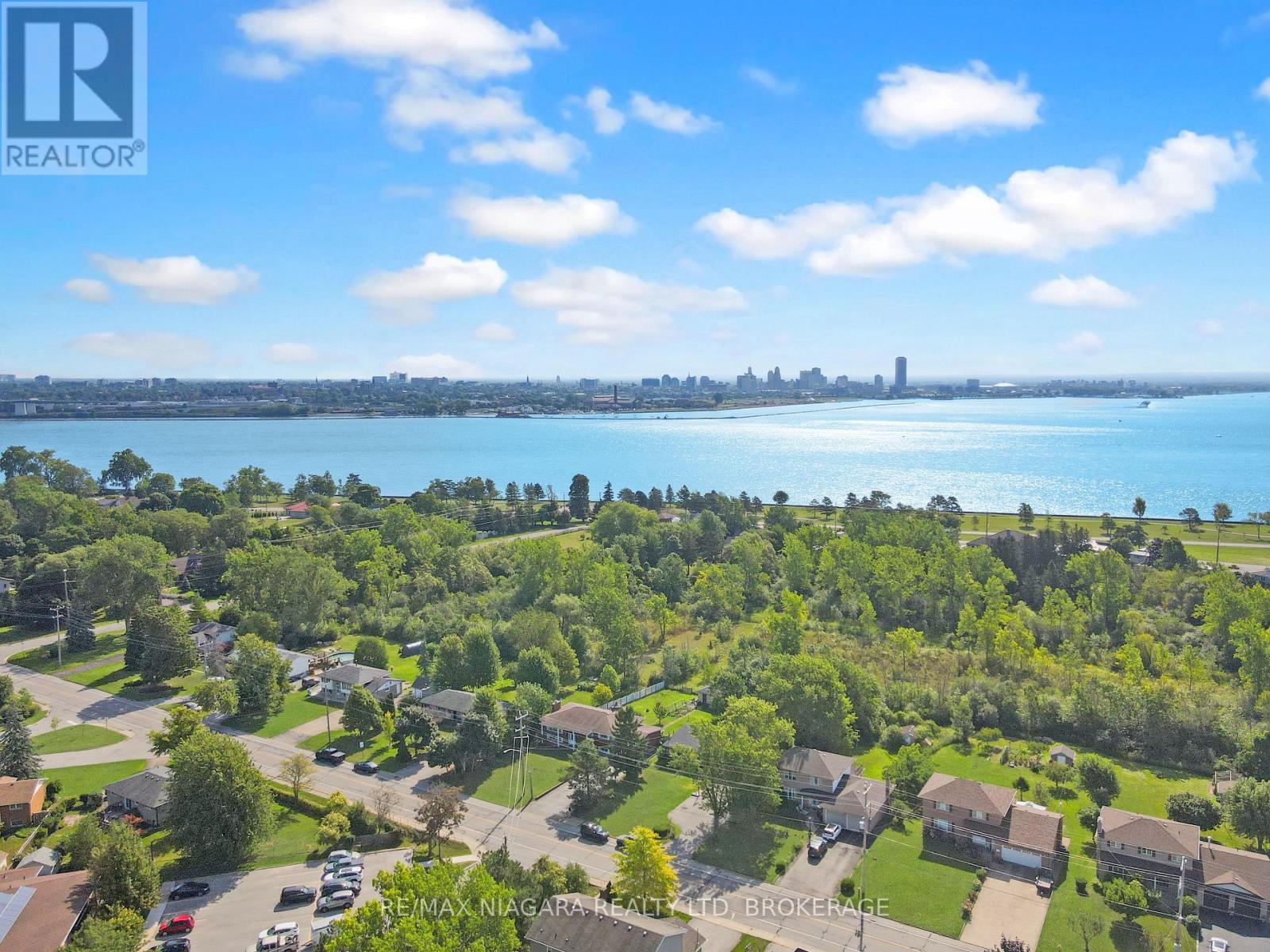 318 ALBANY STREET - Image 30