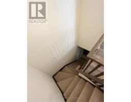 68 - 31 Honeycrisp Crescent, Vaughan, ON L4K0N6 Photo 8