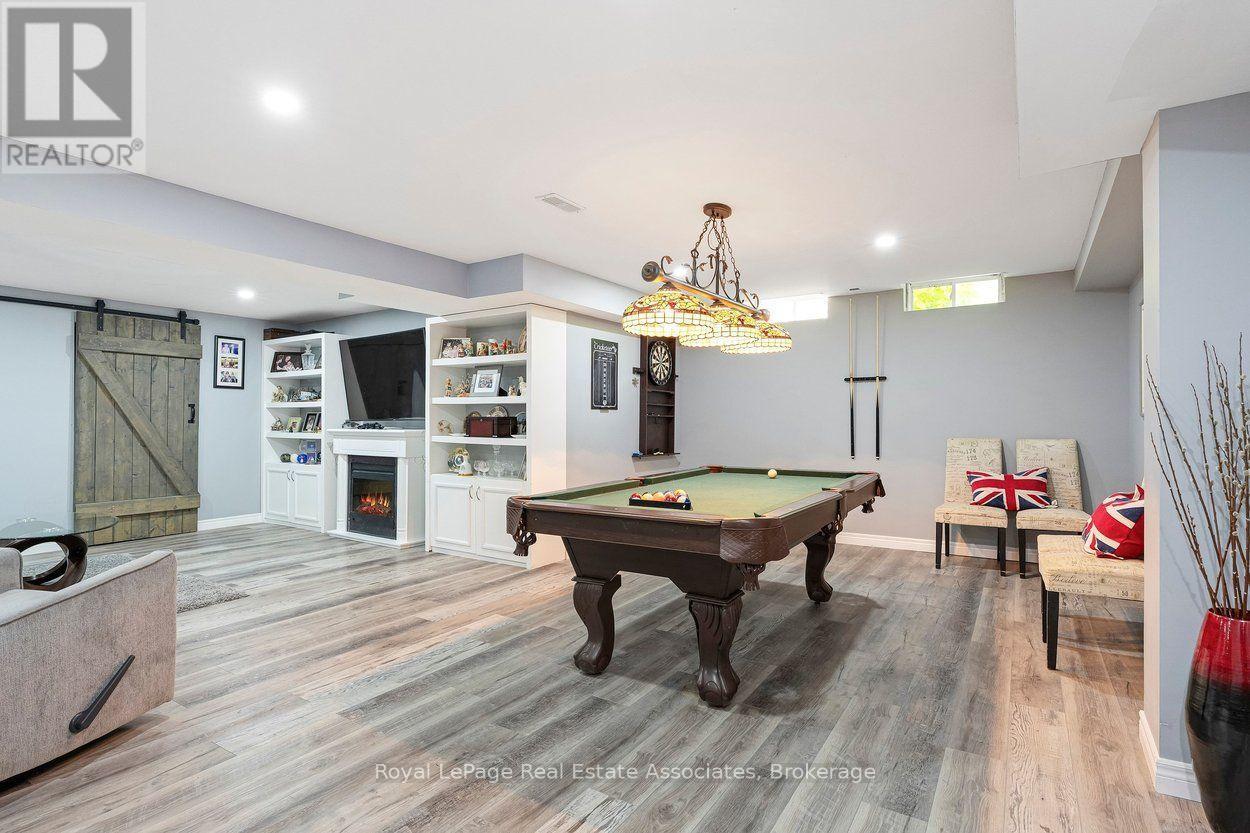 24 LACORRA WAY - 20