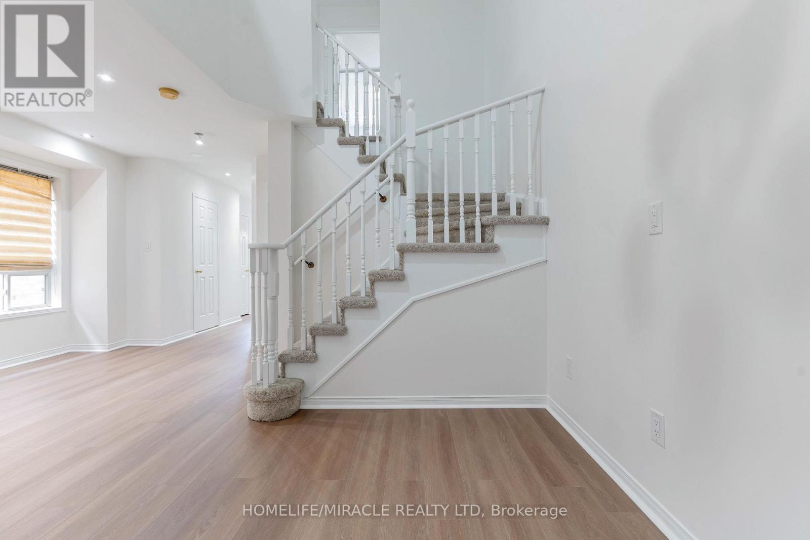 4191 GOLDENROD CRESCENT - 5