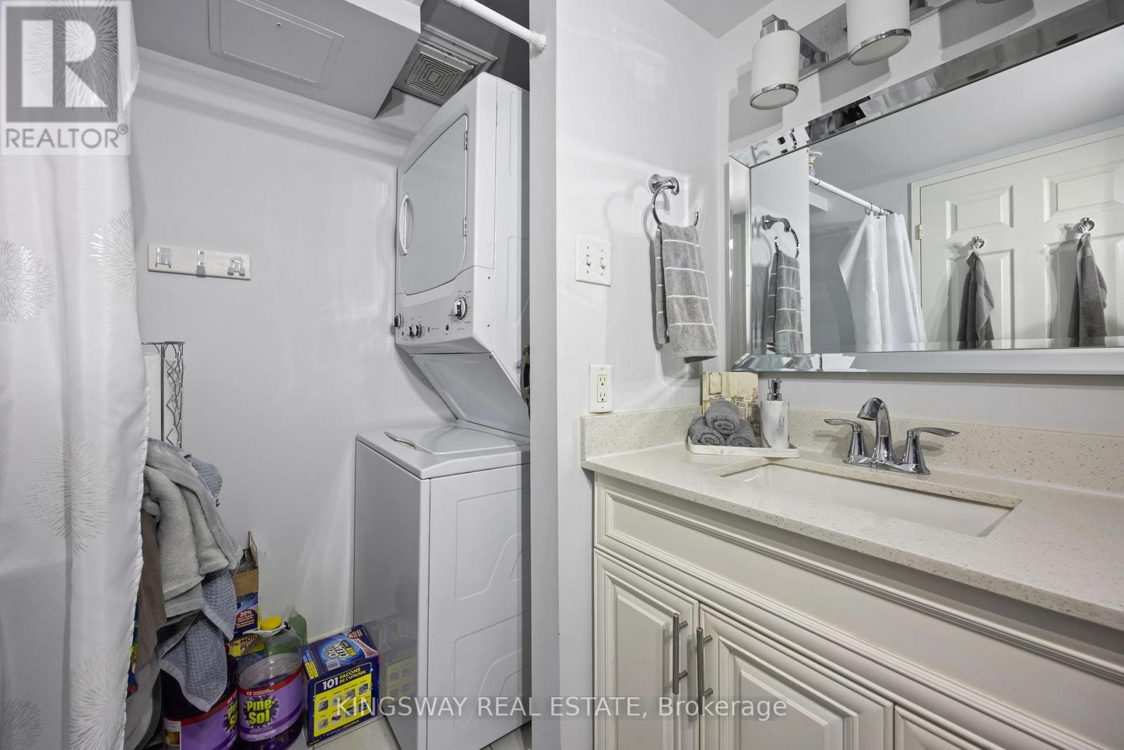 #507 12 LAURELCREST STREET - 17