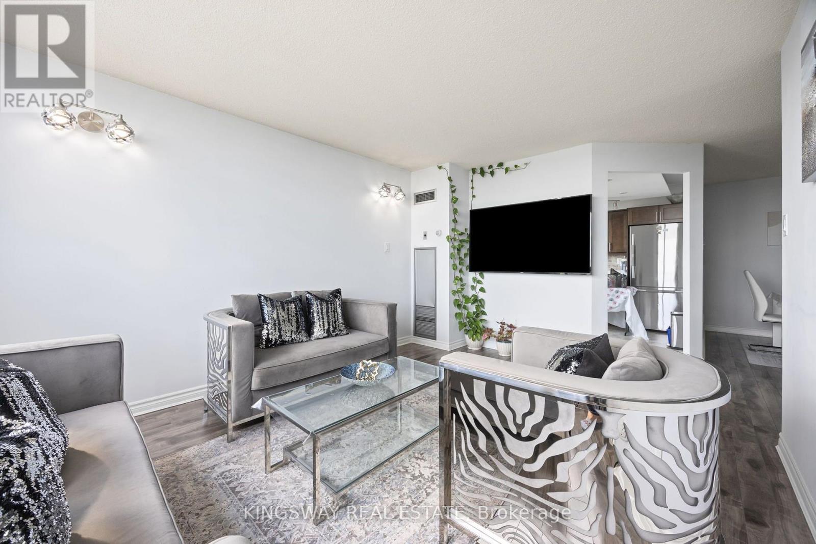#507 12 LAURELCREST STREET - 9