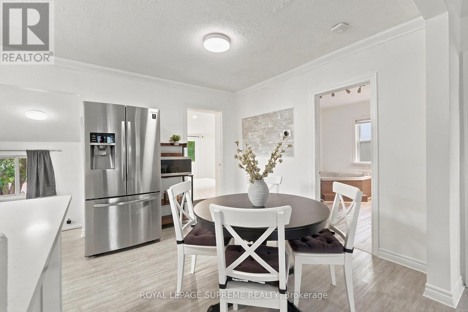 24 ALEXANDRA BOULEVARD - 17