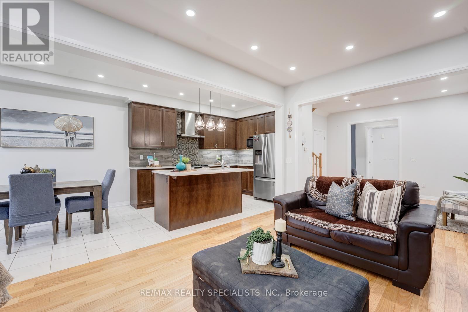 908 SOBESKI AVENUE - 18