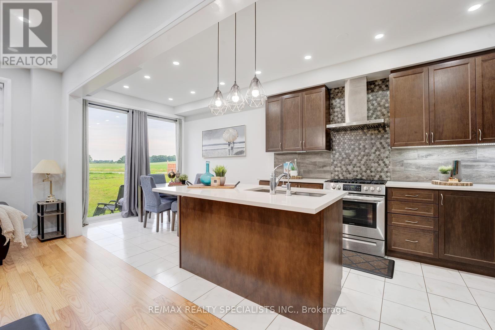 908 SOBESKI AVENUE - 23