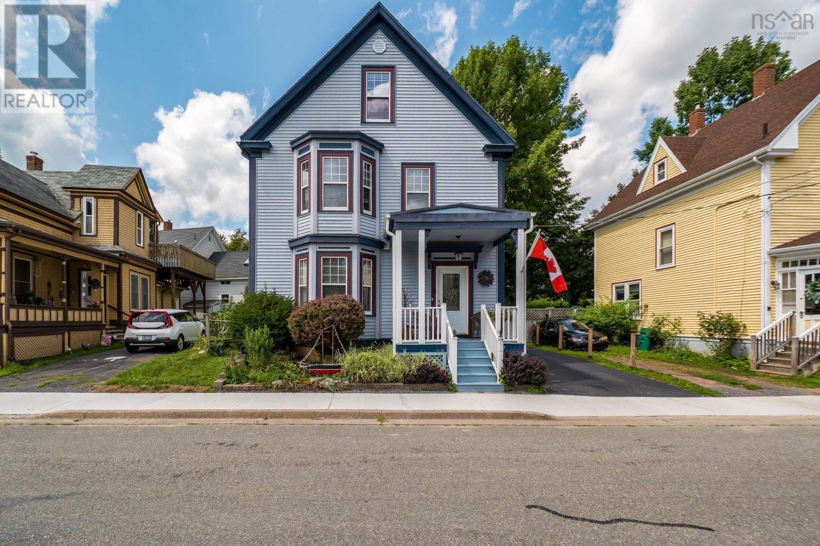 344 Gray Street - 1