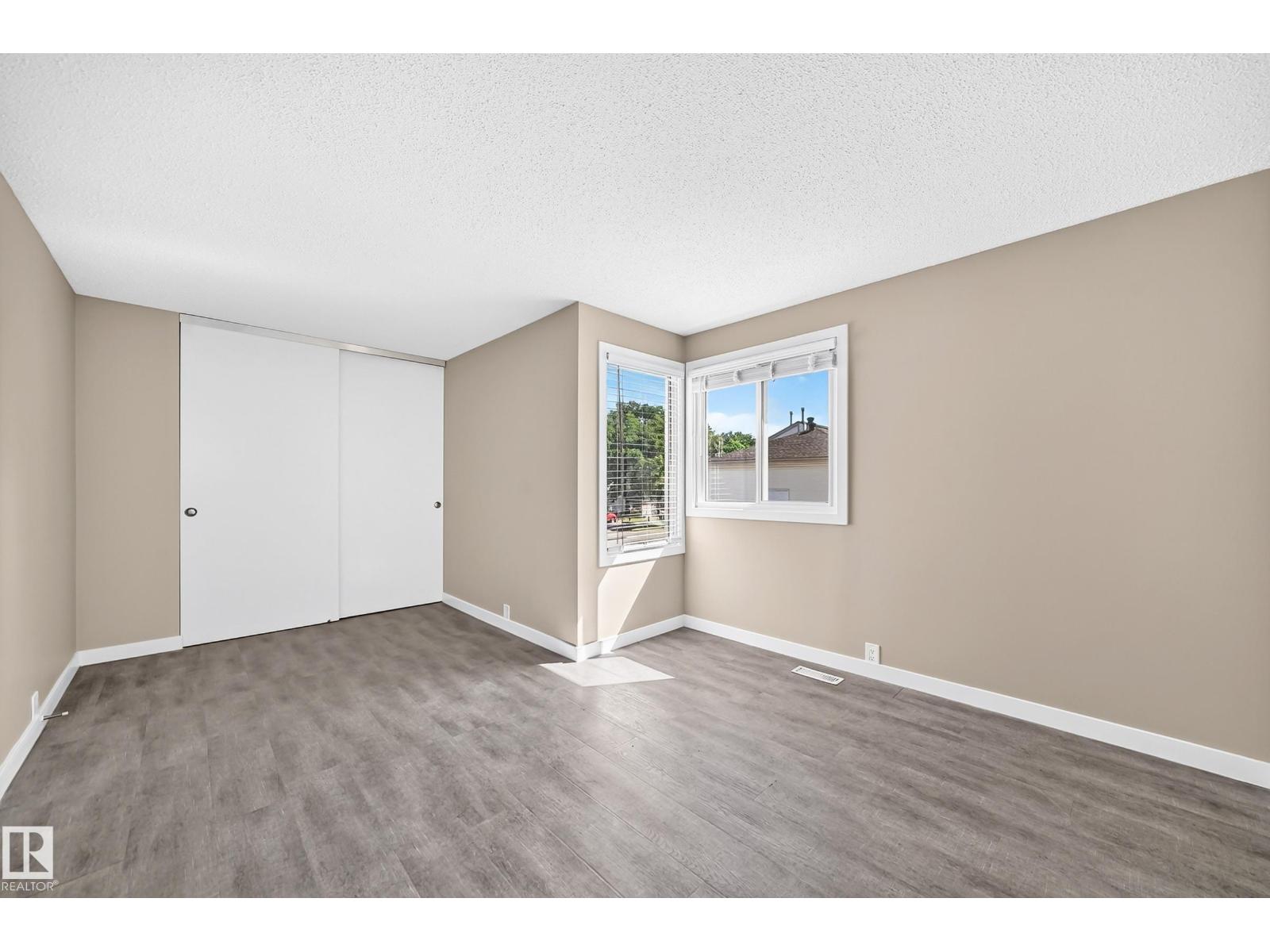 #40 2024 57 ST NW - 24