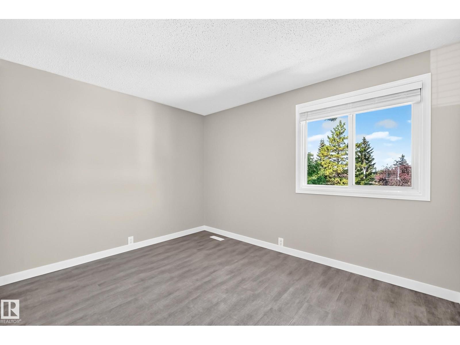 #40 2024 57 ST NW - 28