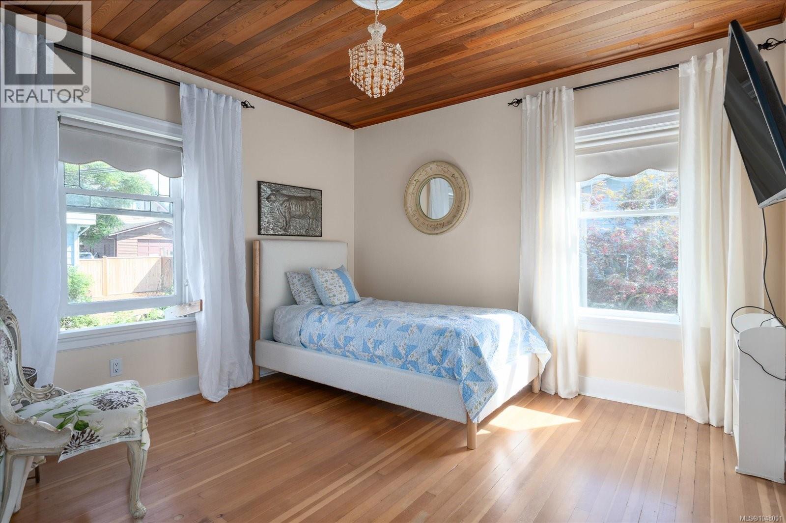 2697 4th Ave - Image 25