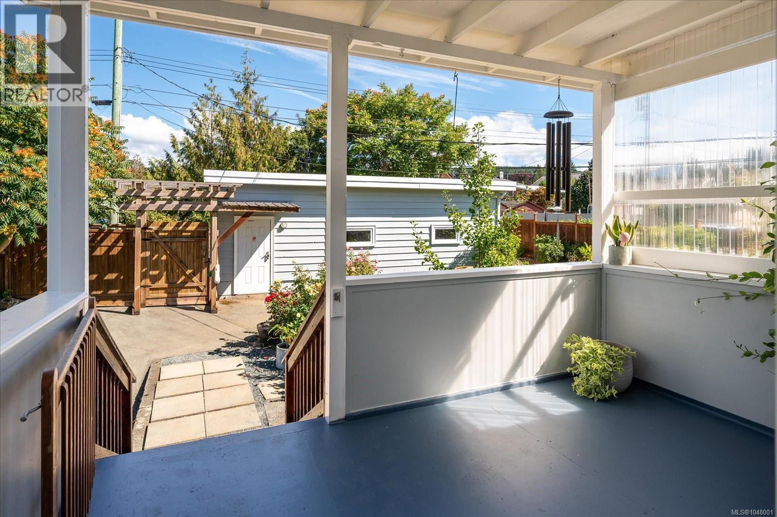 2697 4th Ave - Image 22