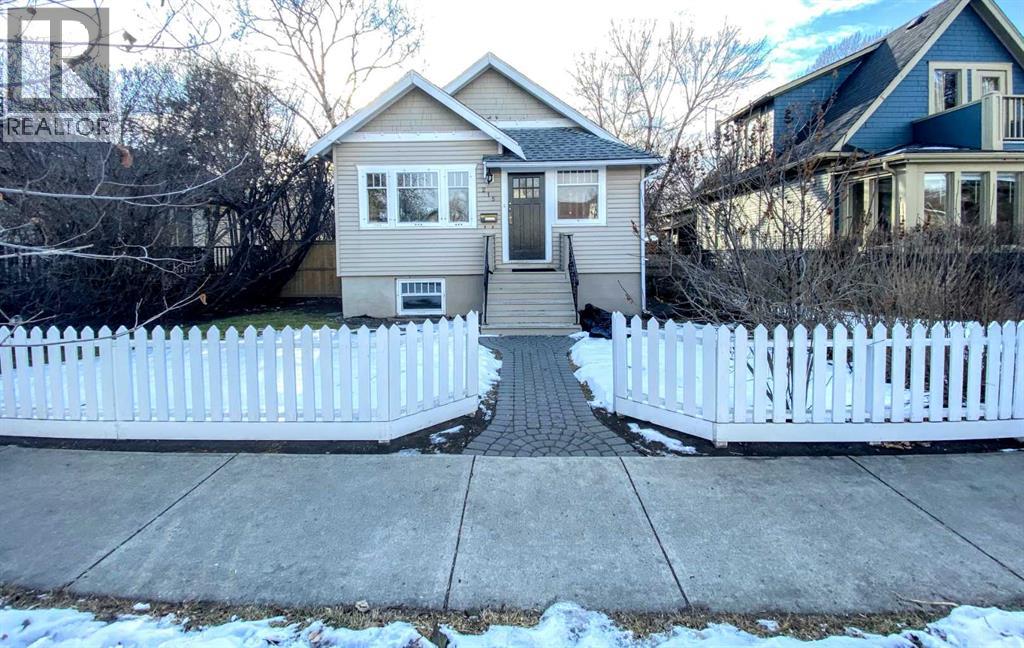 215 10 Avenue NE, Calgary, Alberta, T2E0X1