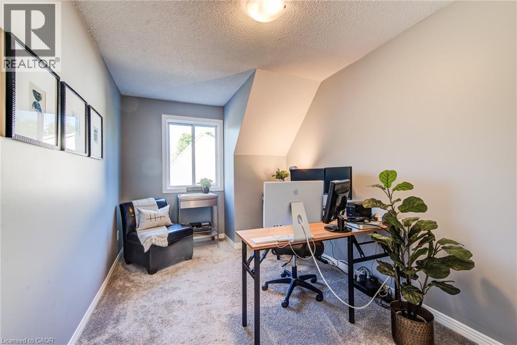 #2 360 CORNRIDGE Place - Image 23