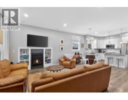 Kitchen - 1934 Ethel Street, Kelowna, BC V1Y2Z5 Photo 8