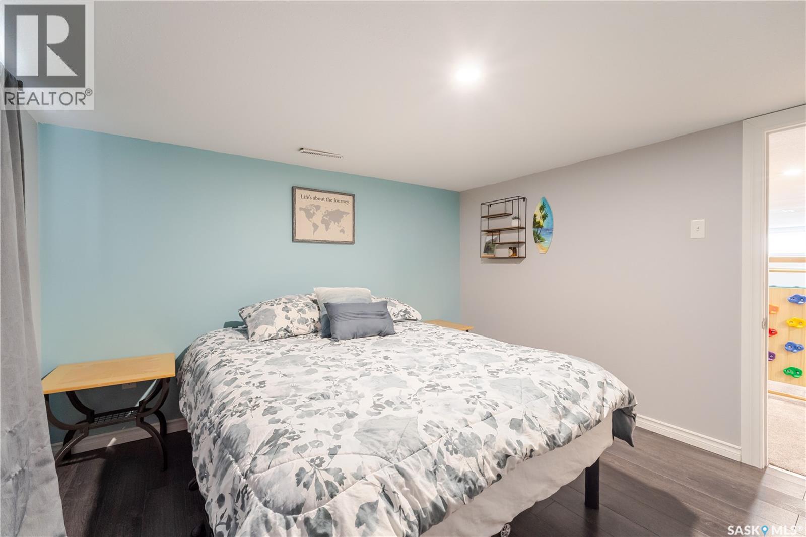 1048 11th AVENUE NW - 32