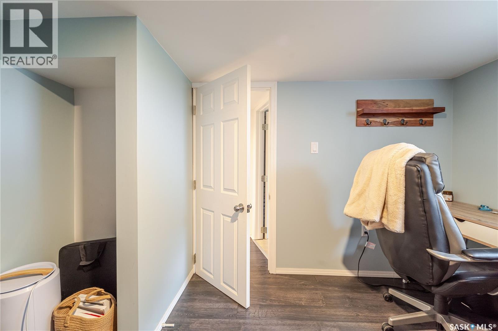 1048 11th AVENUE NW - Image 38
