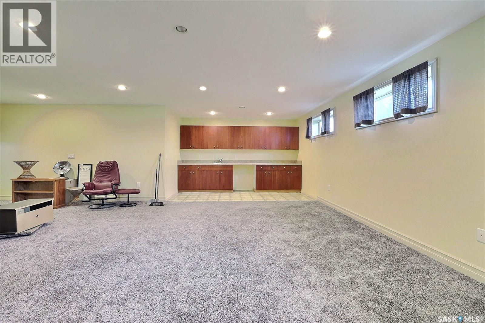 78 Woods CRESCENT - 26