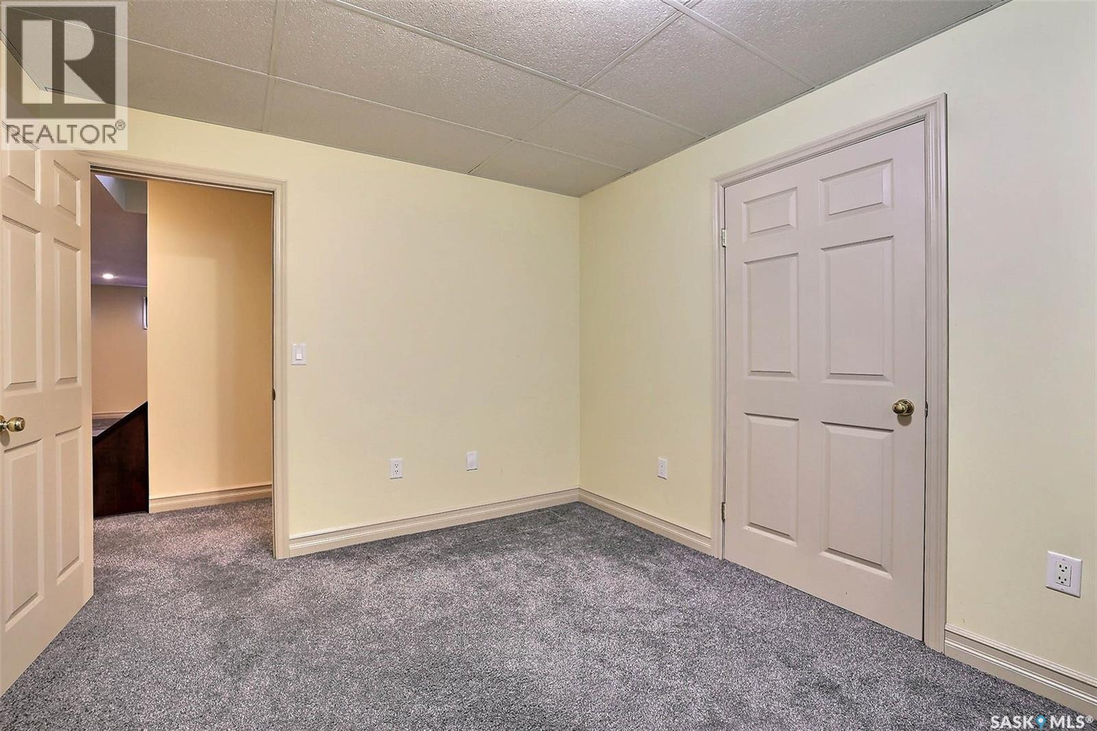 78 Woods CRESCENT - 32