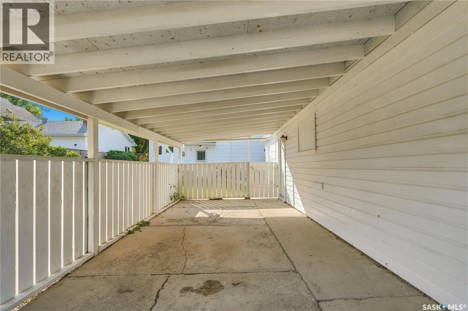 1519 Munroe AVENUE S - Image 53