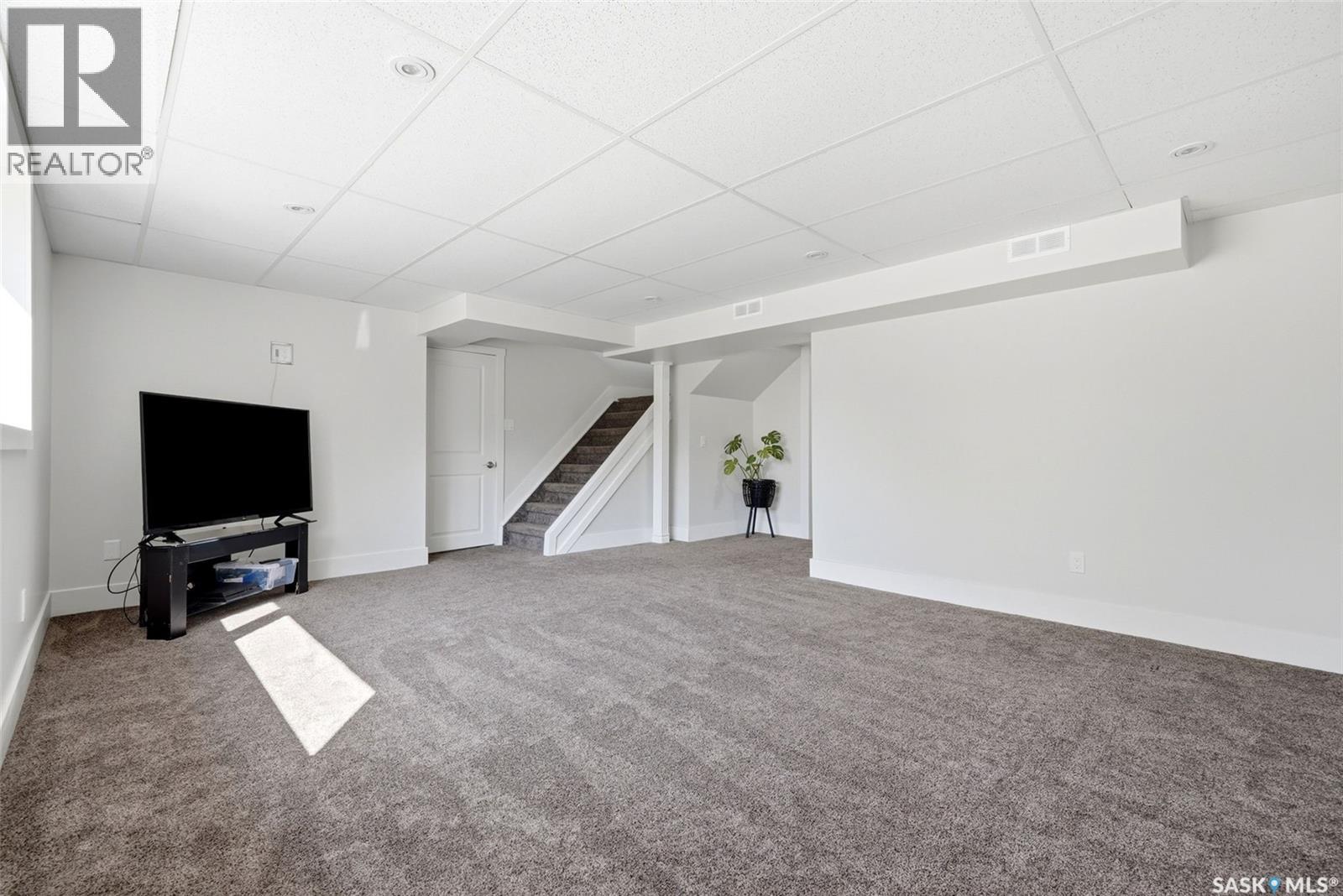 19 Empress DRIVE - Image 30