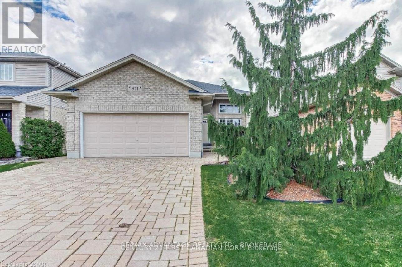 4 bedroom Single Family exterior, 971 FOGERTY Street, London North (North C), Ontario