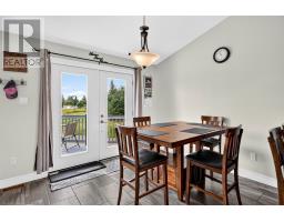 7 Bucklers Road thumbnail 25