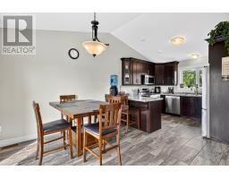 7 Bucklers Road thumbnail 26