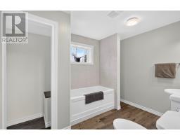 7 Bucklers Road thumbnail 42