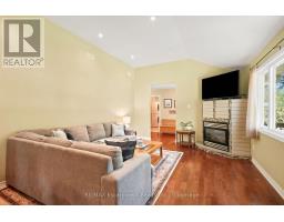 16 Hiawatha Road, Tiny, ON L9M0B1 Photo 18