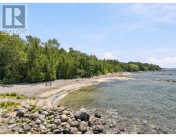 16 Hiawatha Road, Tiny, ON L9M0B1 Photo 35