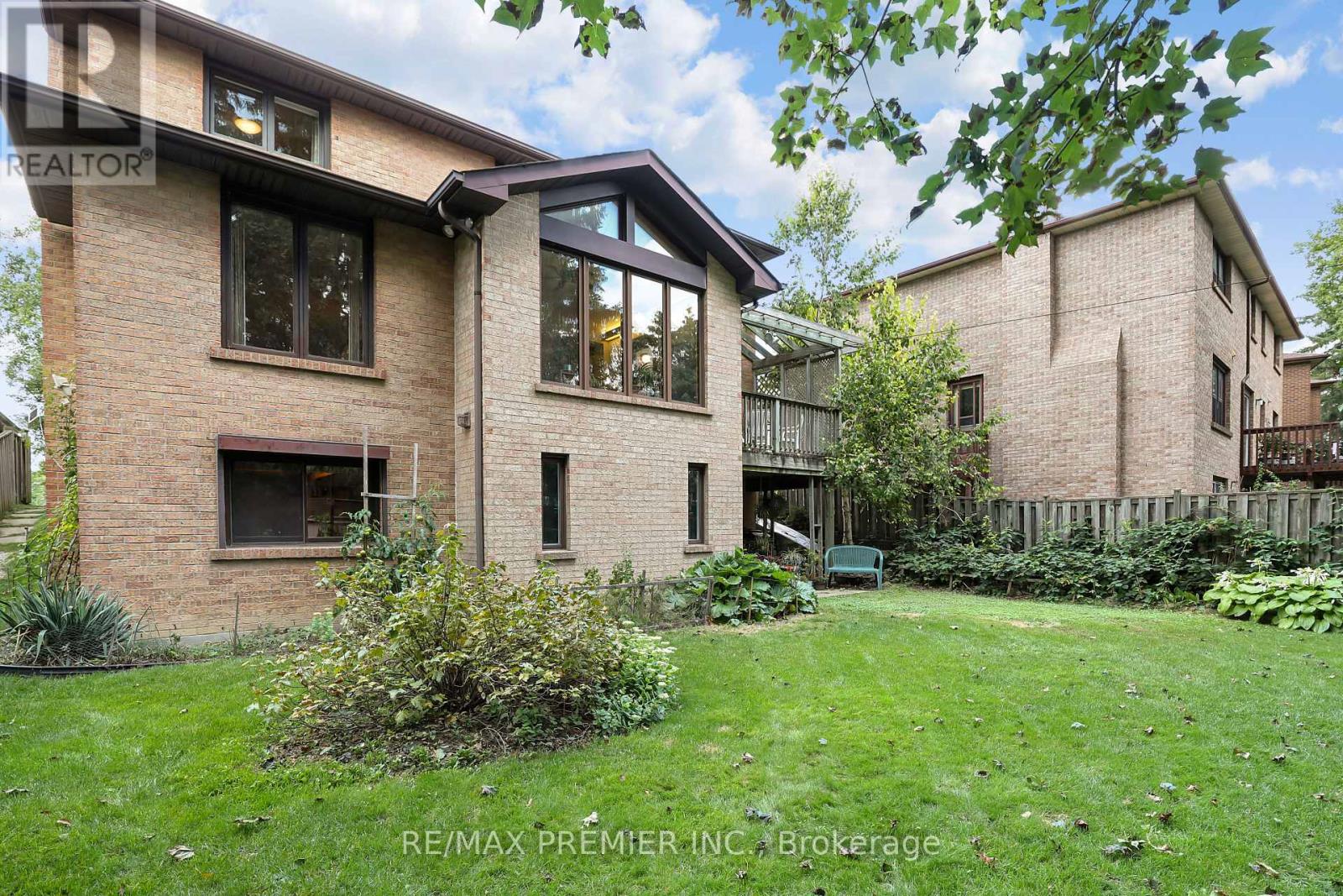 19 TEMAGAMI COURT - Image 30