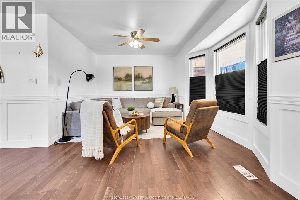 934 GRAND MARAIS East - 12