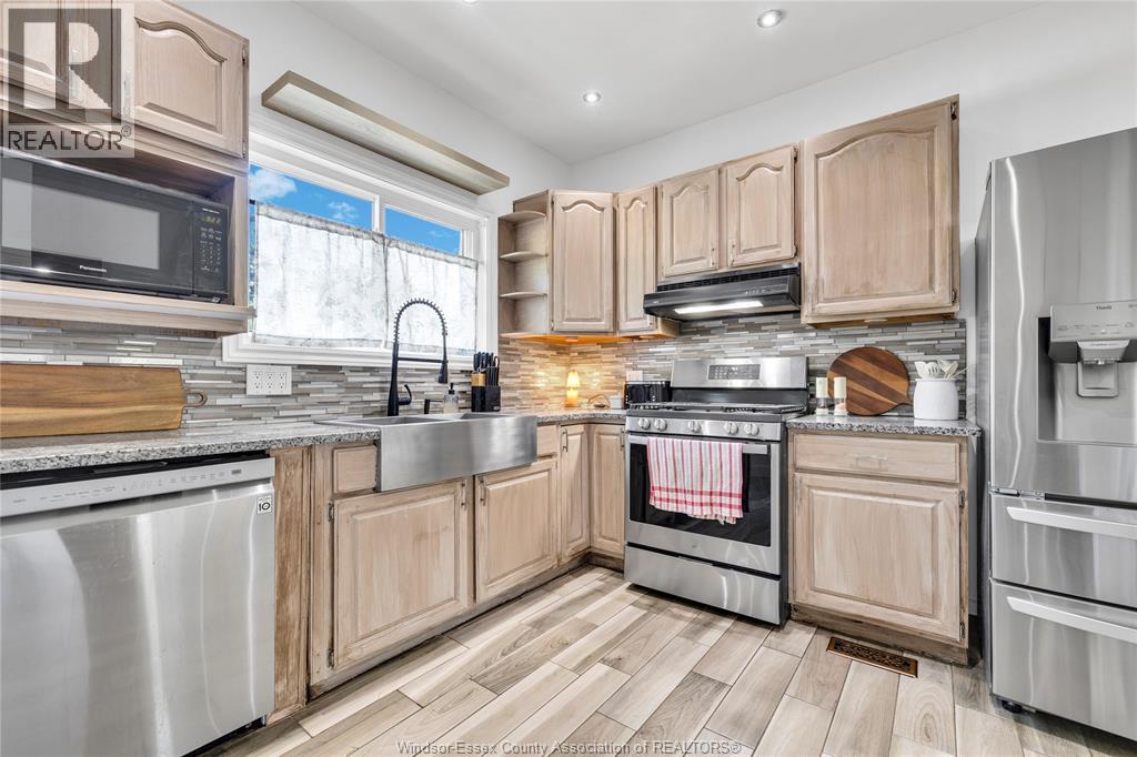 934 GRAND MARAIS East - 7
