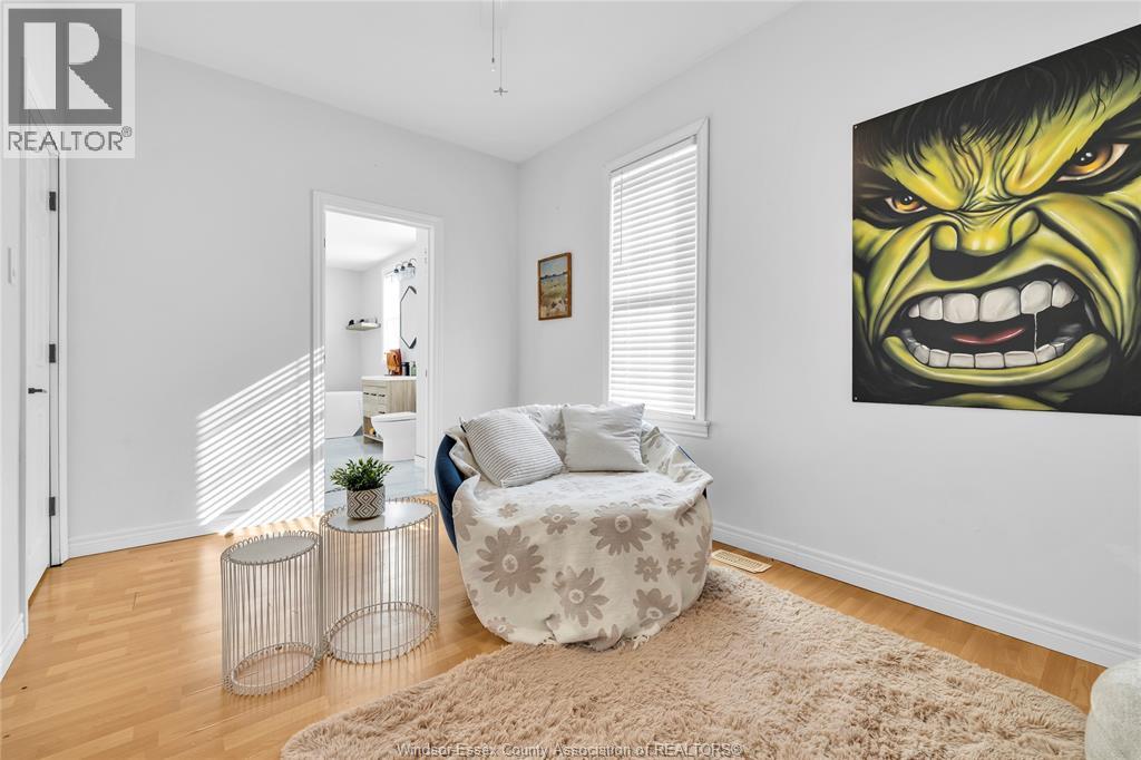 934 GRAND MARAIS East - 16