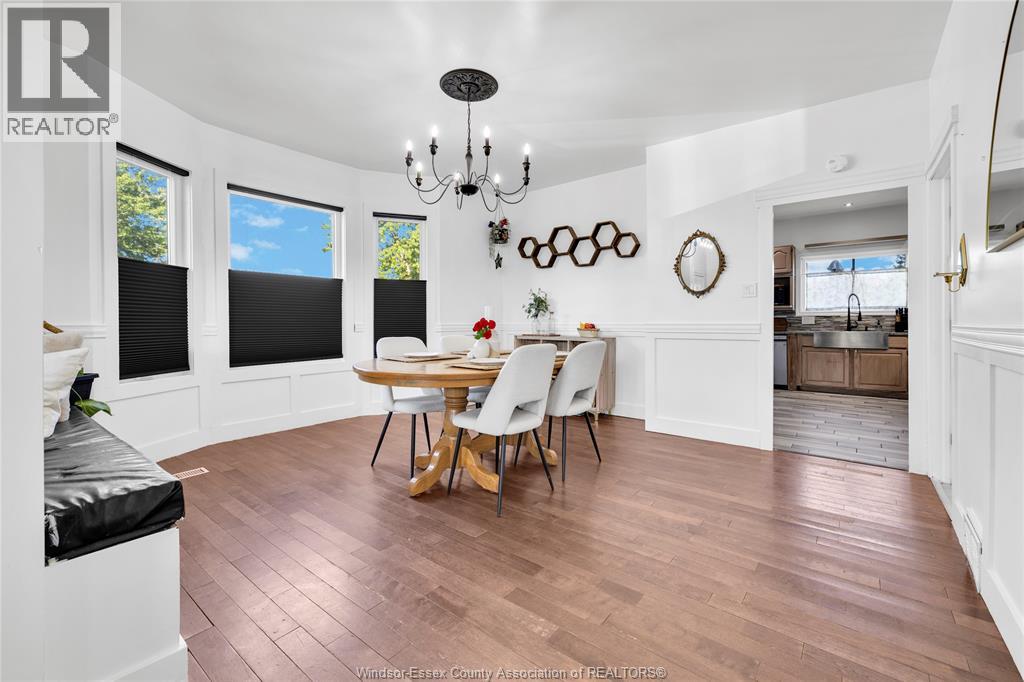 934 GRAND MARAIS East - Image 11