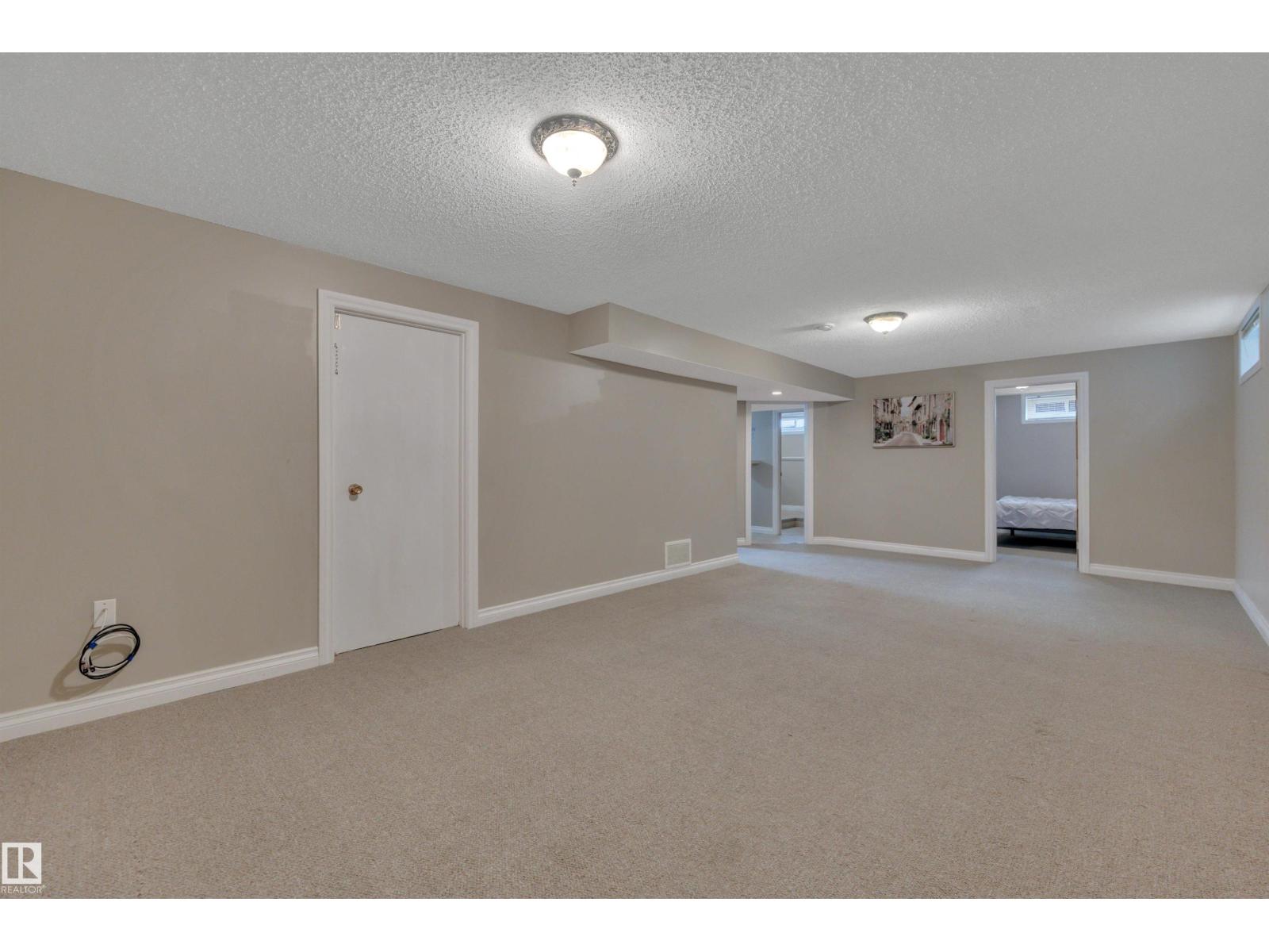 148 CORINTHIA DR - 28