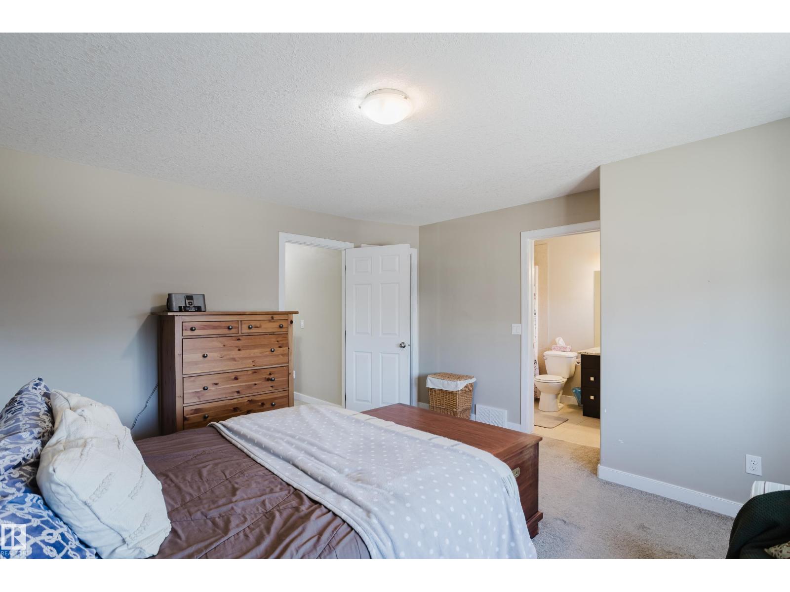 3209 67 ST - 14