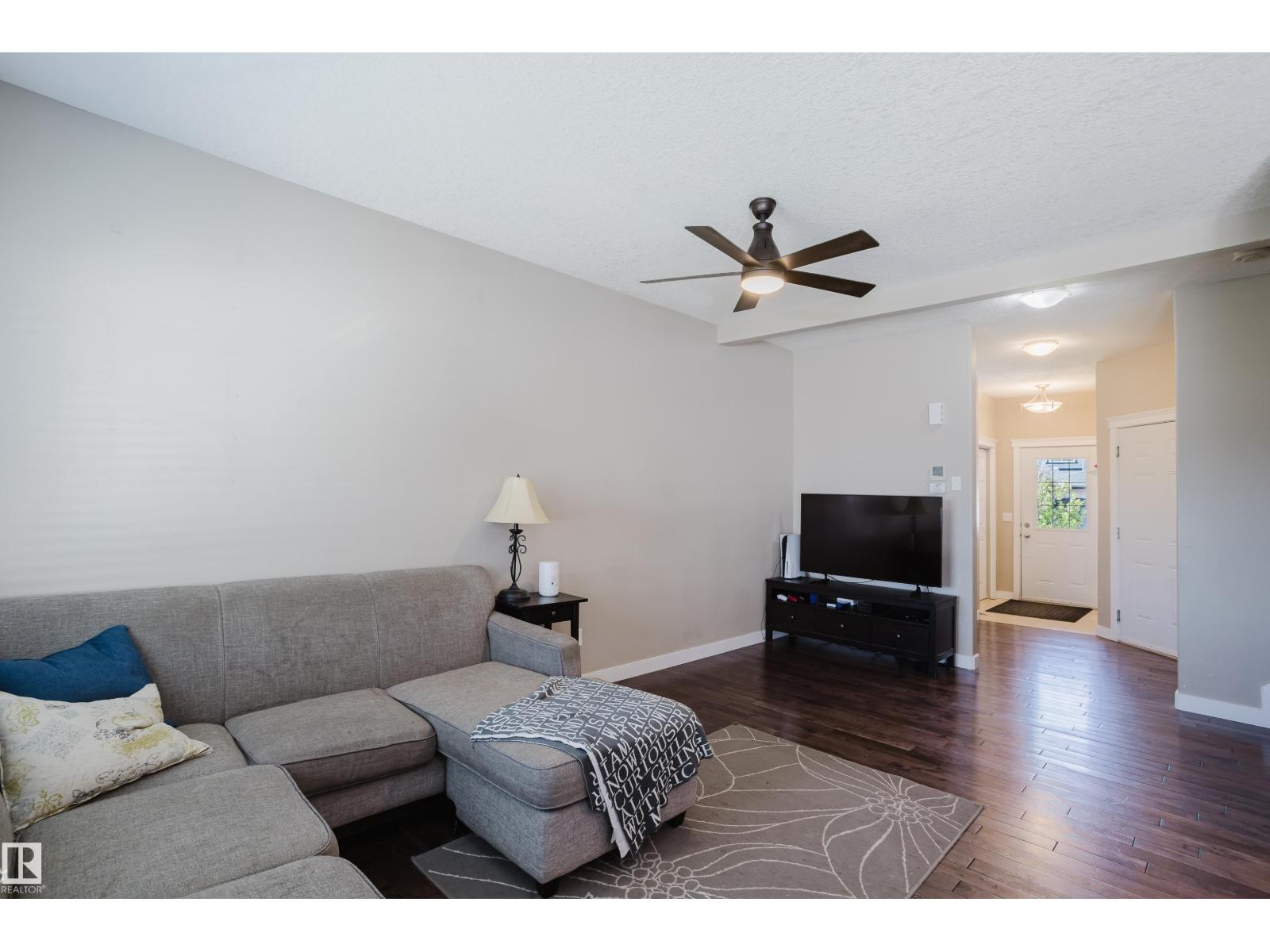 3209 67 ST, Montrose Estates, Beaumont photo 5