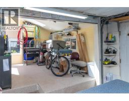 610 Kent Rd, Saanich, BC V8Z1Z1 Photo 29