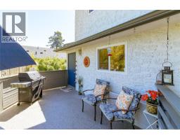 610 Kent Rd, Saanich, BC V8Z1Z1 Photo 25