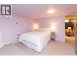 610 Kent Rd, Saanich, BC V8Z1Z1 Photo 22