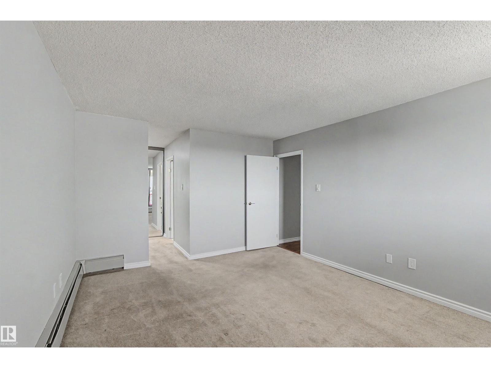 #904 8220 JASPER AV NW - 22