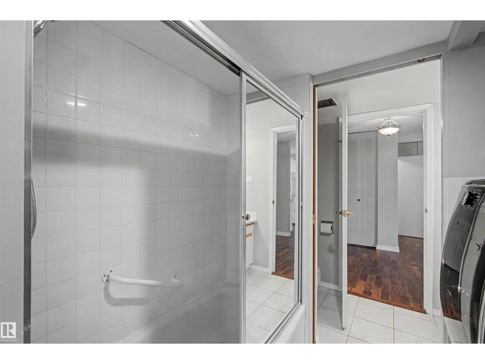 #904 8220 JASPER AV NW - Image 25