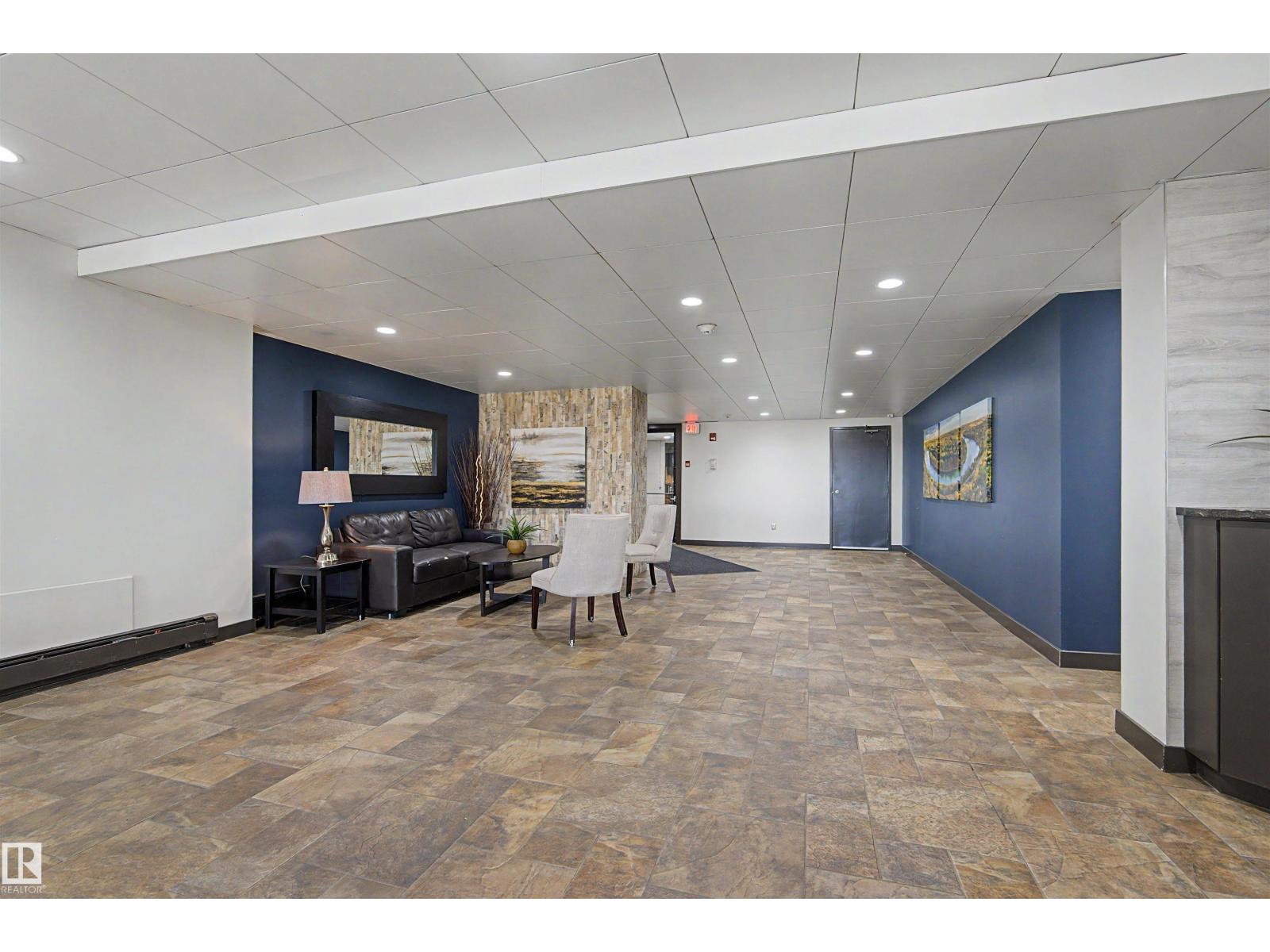 #904 8220 JASPER AV NW - 4